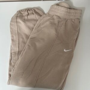 Nike Joggers